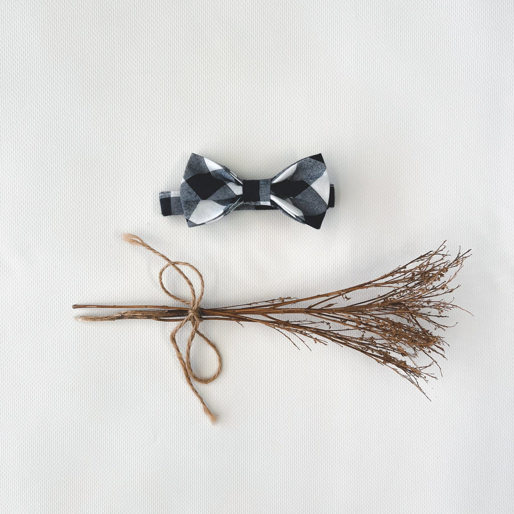 BOYS BOW TIE - LARGE NAVY CHECK