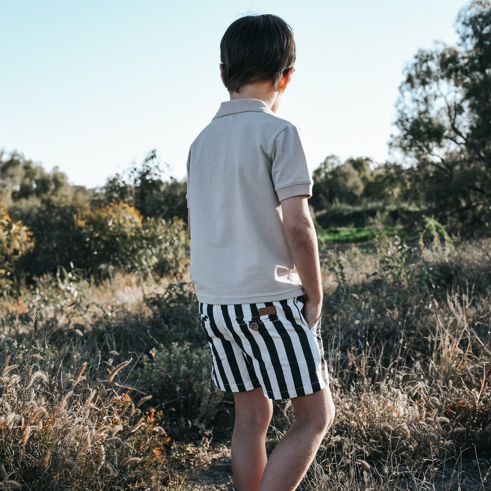 SONNY SHORTS - LARGE NAVY STRIPE