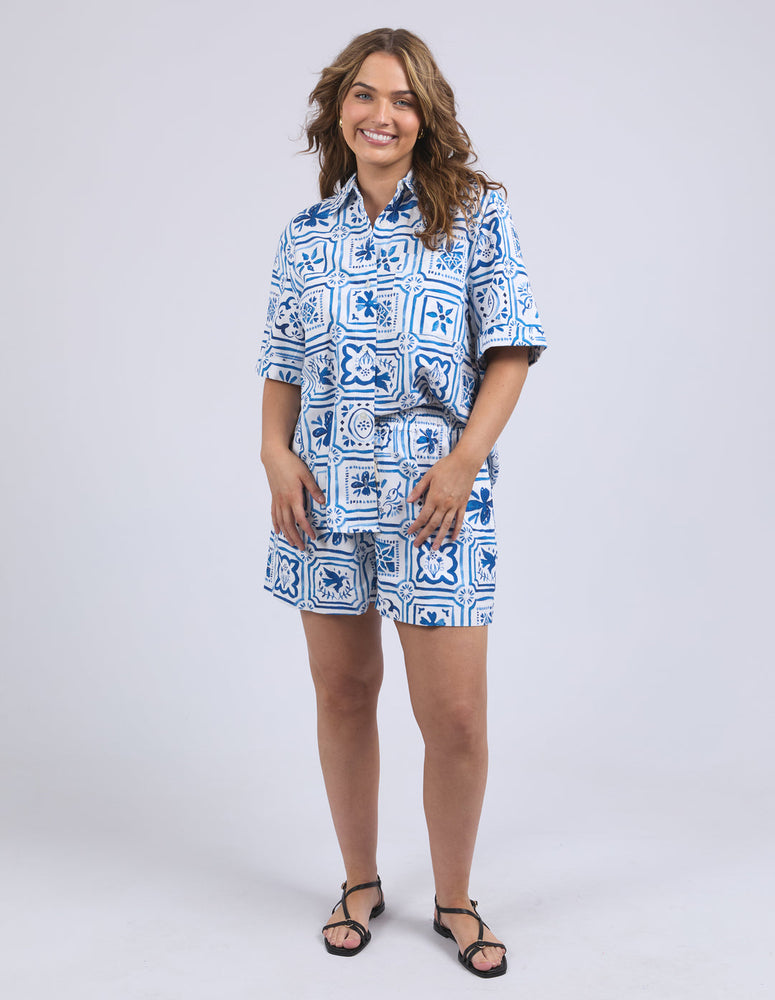 DOLCE TILE SHIRT - OCEAN TILE PRINT