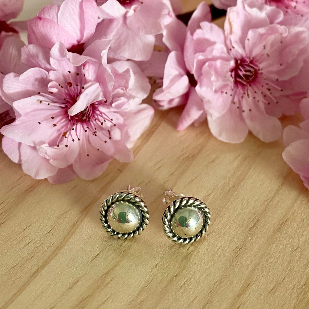 SIRLING SILVER DOME STUDS - SMALL