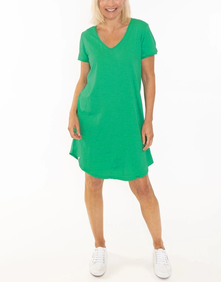 Green store tee dress